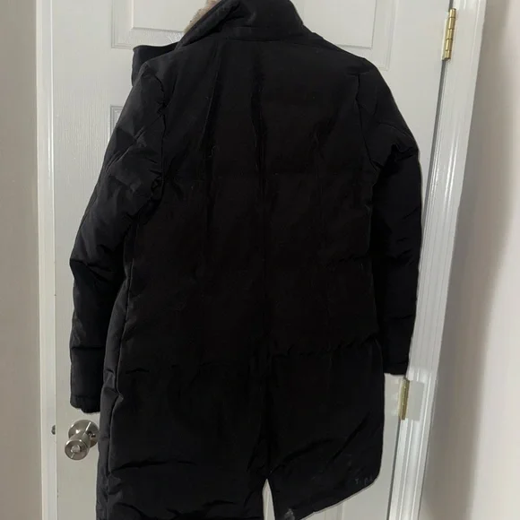 Vince Camuto Black Puffer Coat with Fur Hood - Picture 7 of 8